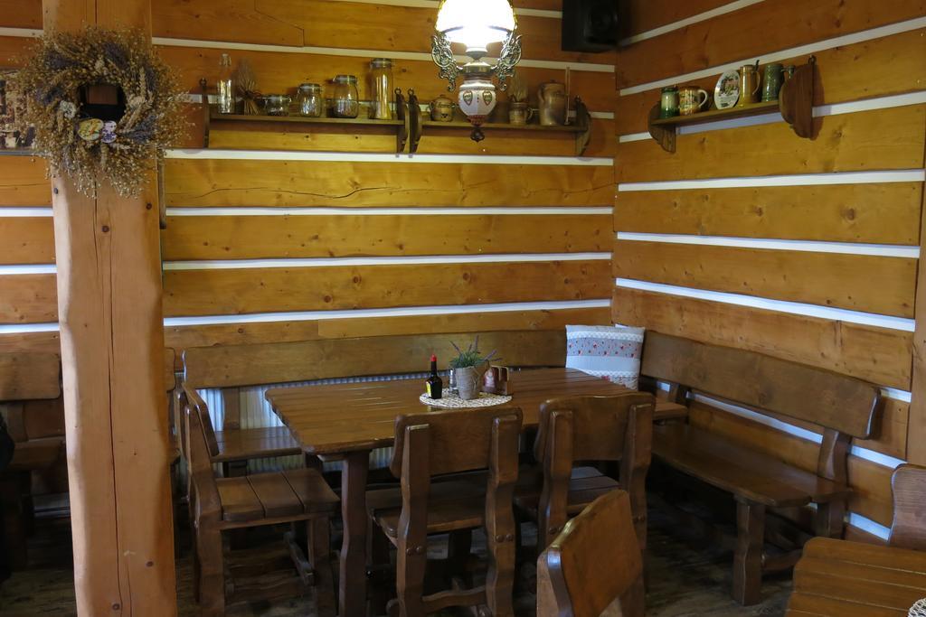 Roubenka U Mlyna Hotel Dasice Luaran gambar
